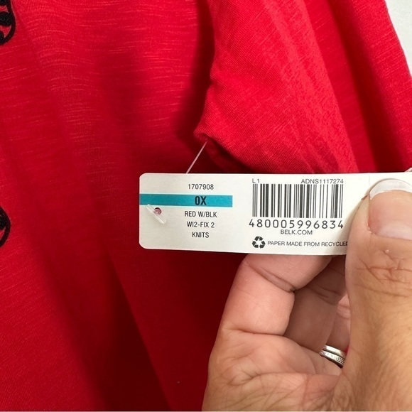 NEW Directions Curvy Size 12 Red Black Embroidered Top W/Bell Sleeve - Picture 8 of 10